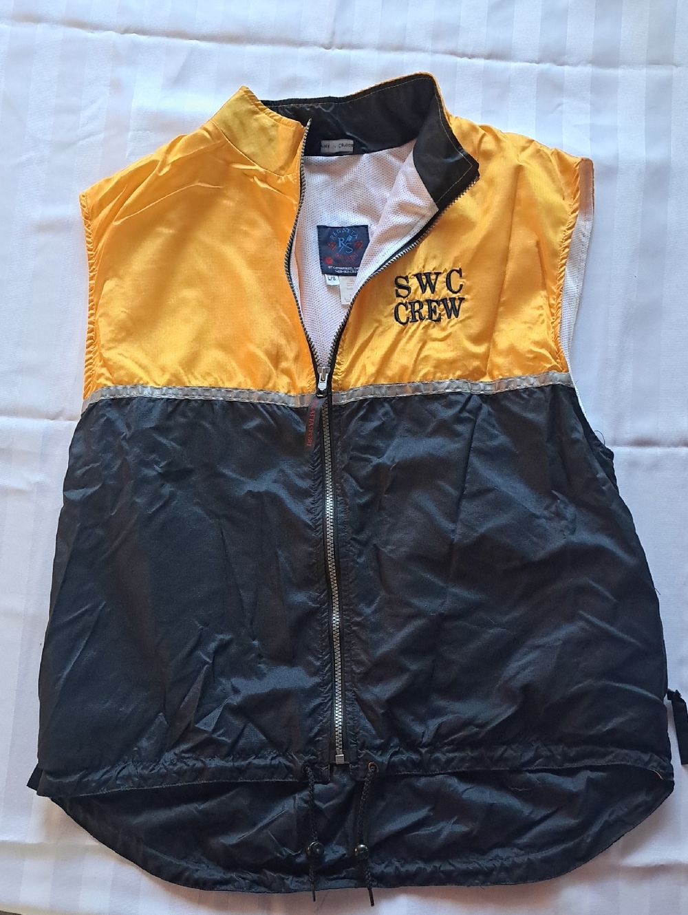Regatta RS Sport Red & Blue Embroidered Logo Vest Label